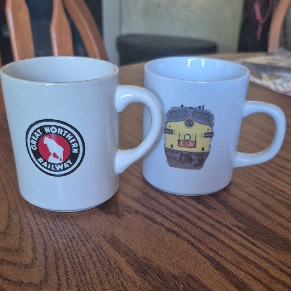Train Mug Set